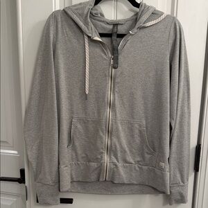 Vuori Halo Light Gray Zip-Up Hoodie Size Medium